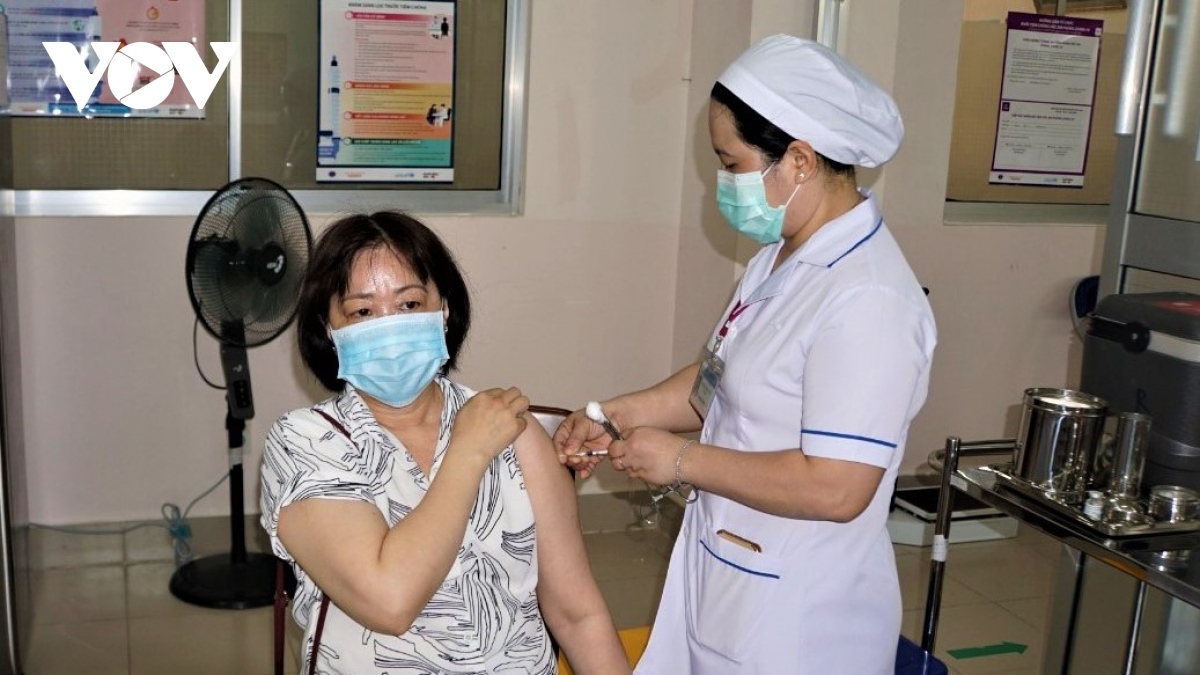 Cần Thơ huy động tổng lực tiêm vaccine phòng Covid-19 cho người dân
